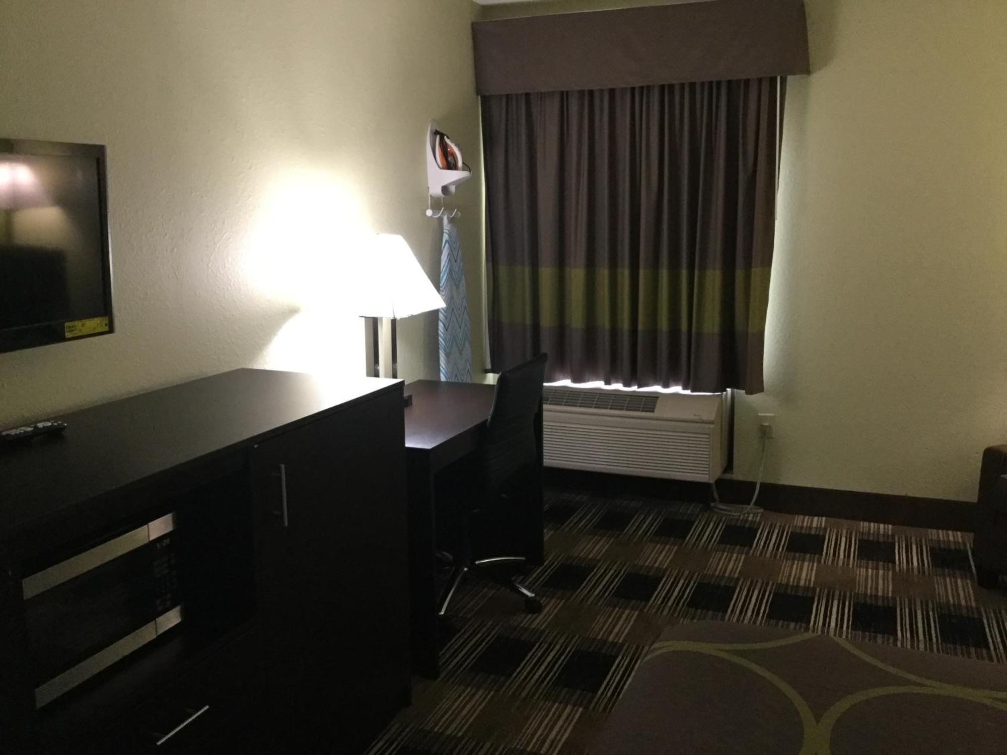 Super 8 By Wyndham Greer/Spartanburg Area Εξωτερικό φωτογραφία