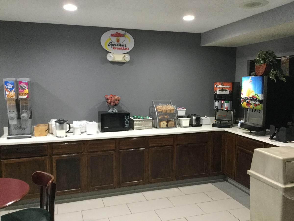Super 8 By Wyndham Greer/Spartanburg Area Εξωτερικό φωτογραφία