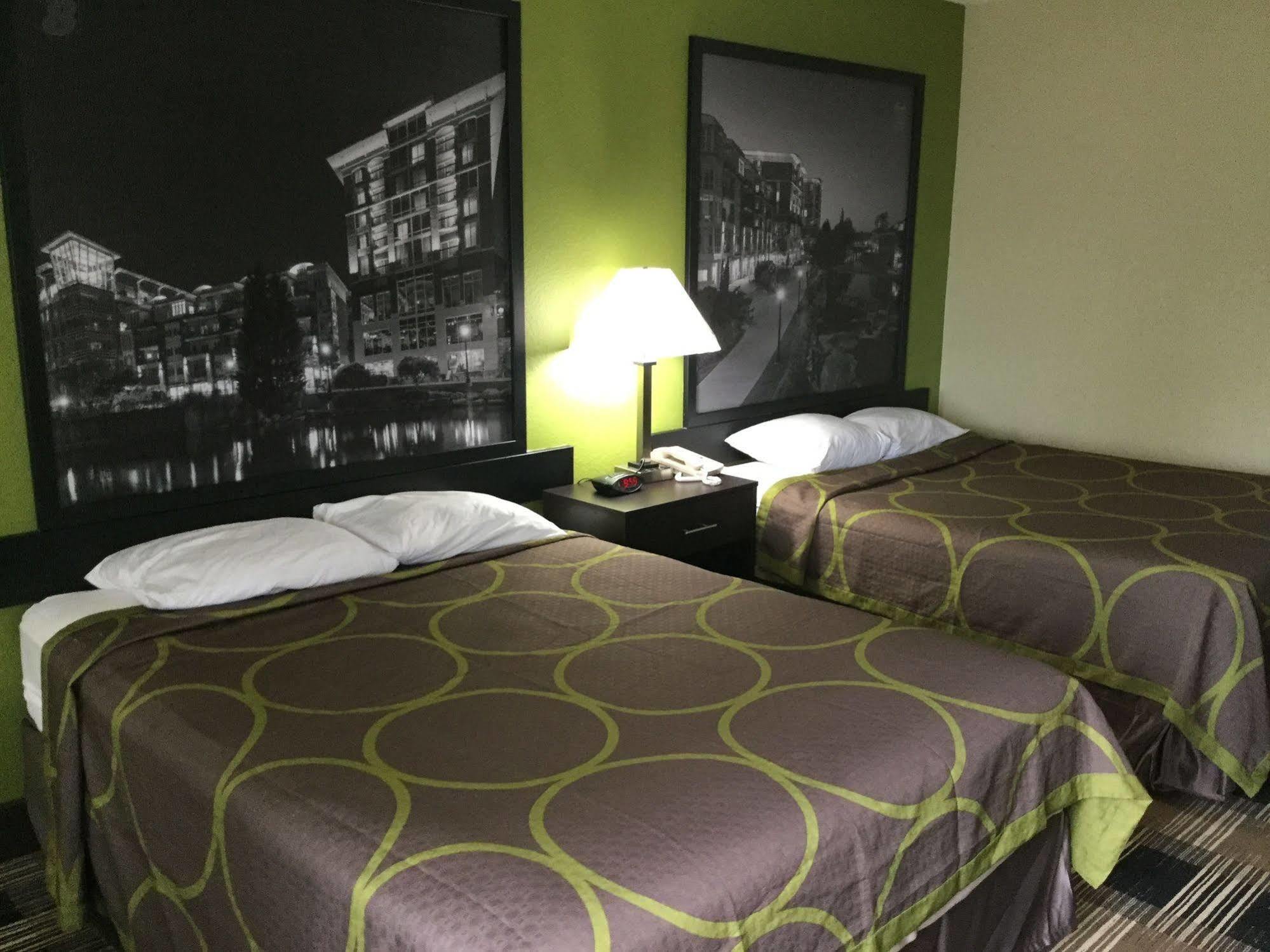 Super 8 By Wyndham Greer/Spartanburg Area Εξωτερικό φωτογραφία