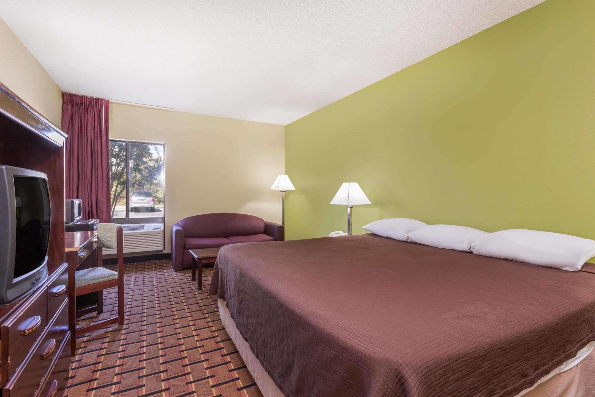 Super 8 By Wyndham Greer/Spartanburg Area Εξωτερικό φωτογραφία